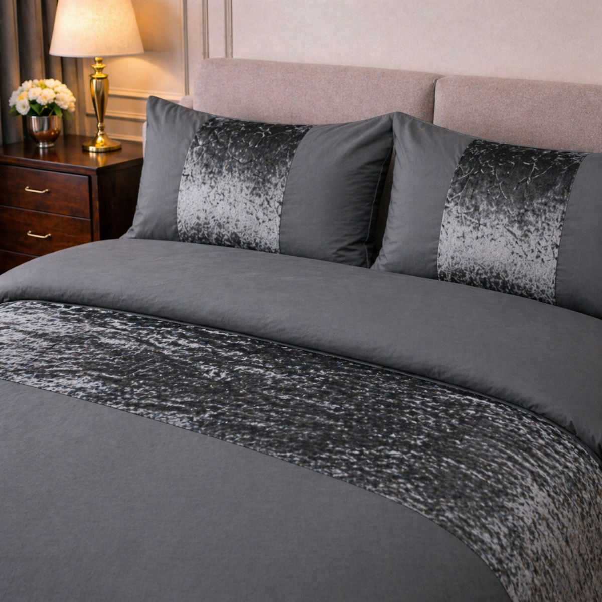 Hadi London Crushed Velvet Panel Duvet Cover Set – Luxury Soft Bedding with Matching Pillowcases