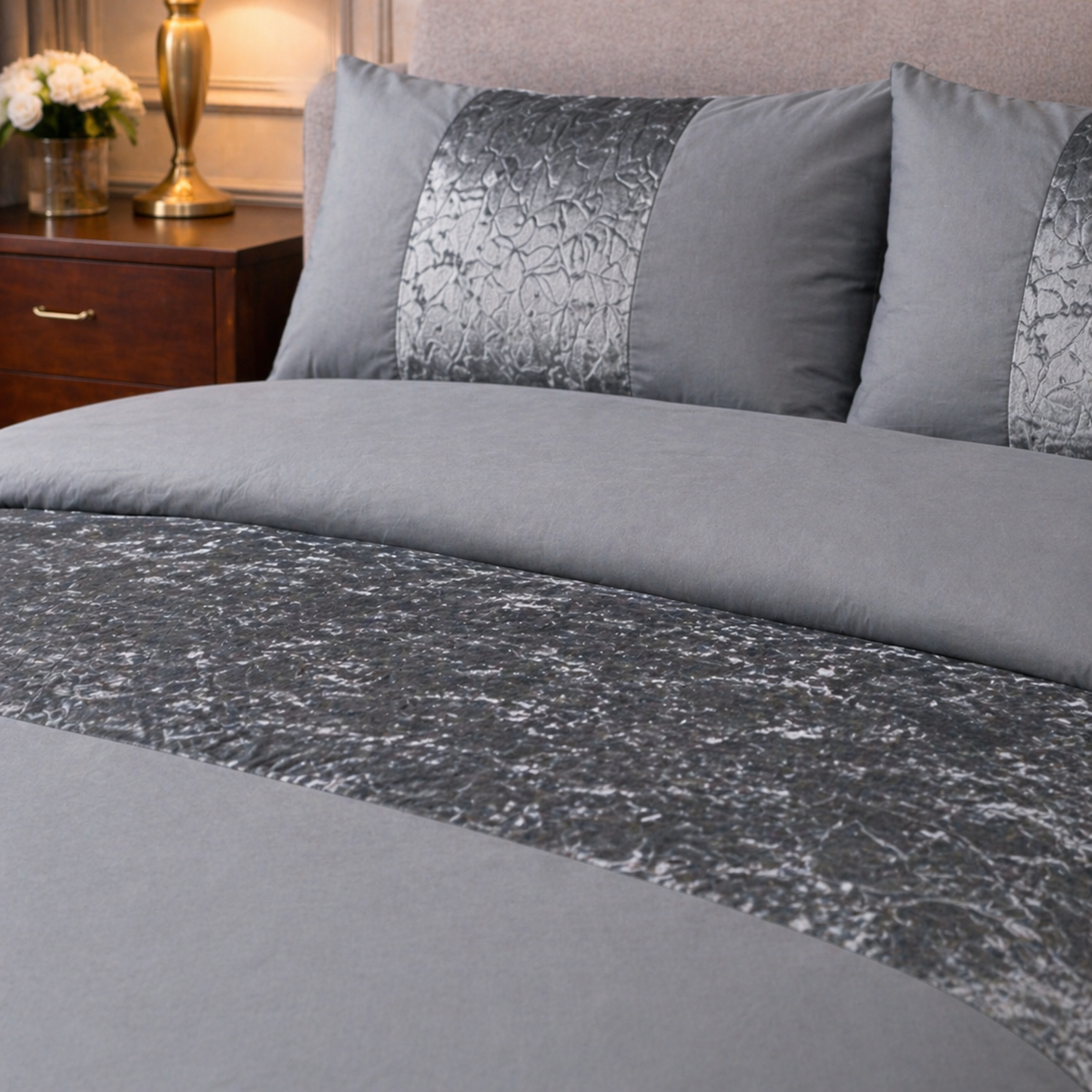 Hadi London Crushed Velvet Panel Duvet Cover Set – Luxury Soft Bedding with Matching Pillowcases