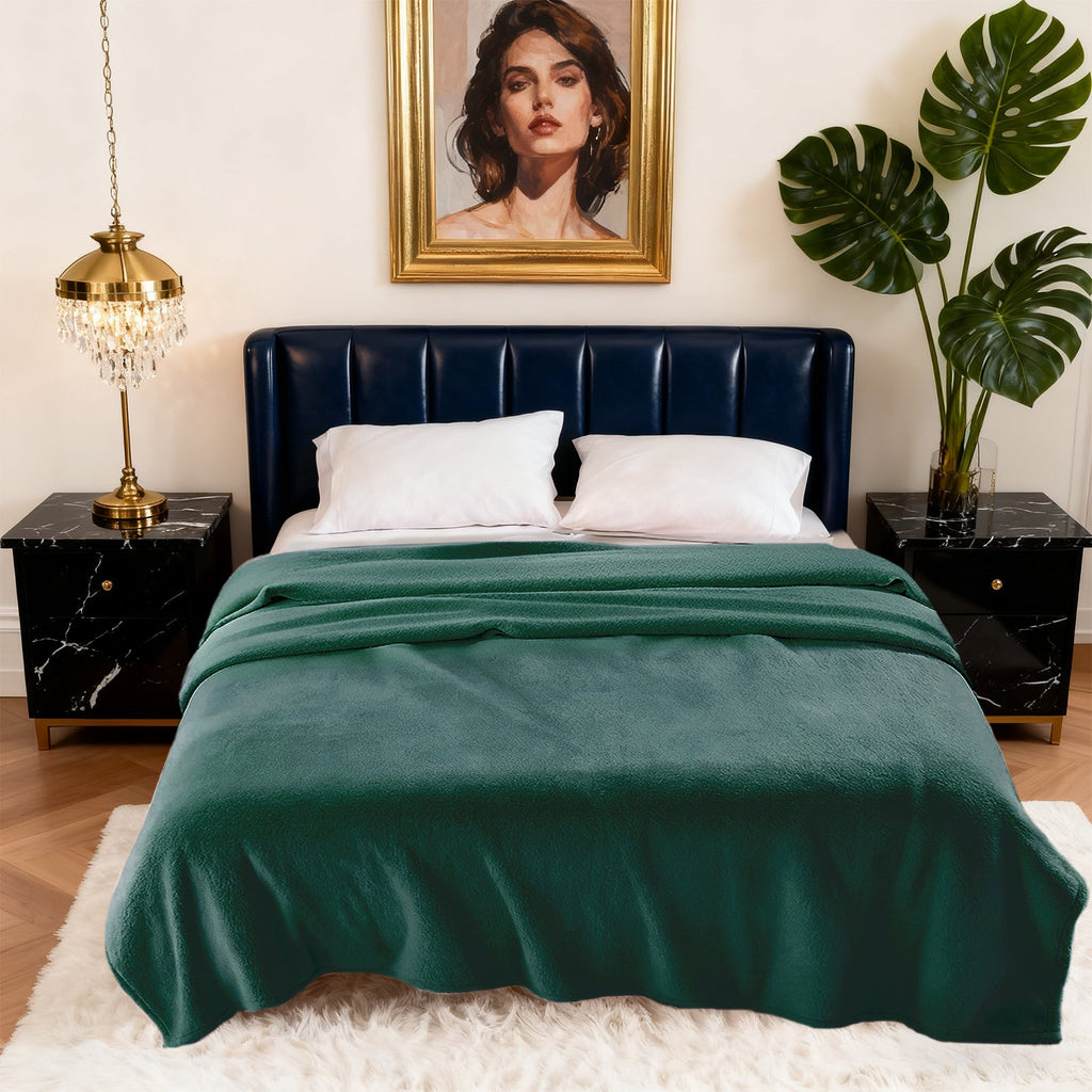 Hadi London Plain Fleece Throw Blanket – Super Soft Warm Lightweight Sofa & Bed Blanket