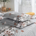 3 Piece Luxury Quilted Bedspread Set – Reversible Floral Patchwork Bedspread with Pillow Shams | Soft Microfibre Bed Throw for Double & King Size Beds