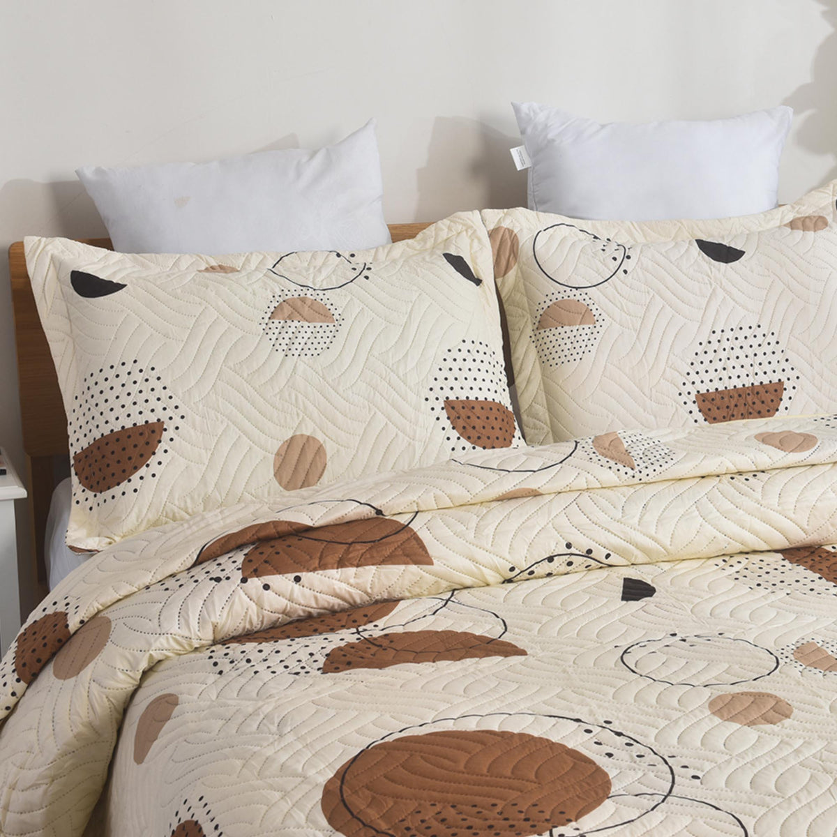 3 Piece Luxury Quilted Bedspread Set – Reversible Floral Patchwork Bedspread with Pillow Shams | Soft Microfibre Bed Throw for Double & King Size Beds
