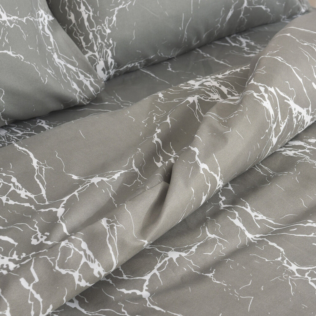 Hadi London Obsidian Marble 4 Piece Microfibre Bedding Set – Duvet Cover, Fitted Sheet & Pillowcases