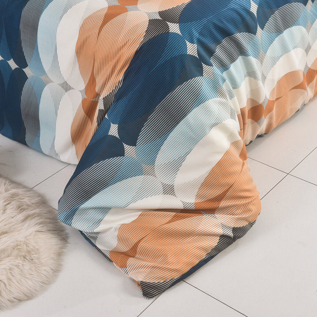 Hadi London 4 Piece Microfibre Bedding Set – Reversible Duvet Cover, Fitted Sheet & Pillowcases