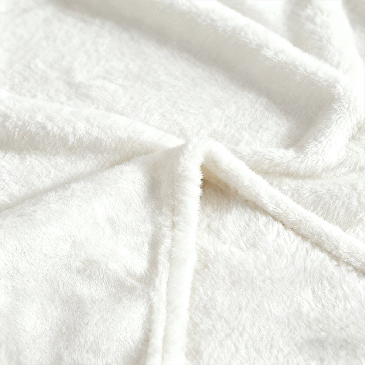 Hadi London Plain Fleece Throw Blanket – Super Soft Warm Lightweight Sofa & Bed Blanket