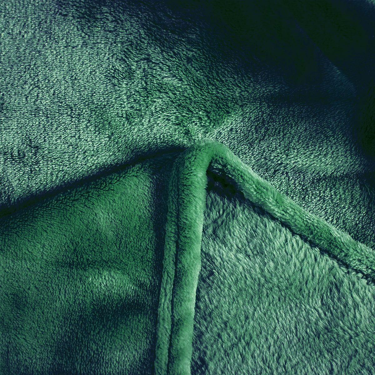 Hadi London Plain Fleece Throw Blanket – Super Soft Warm Lightweight Sofa & Bed Blanket
