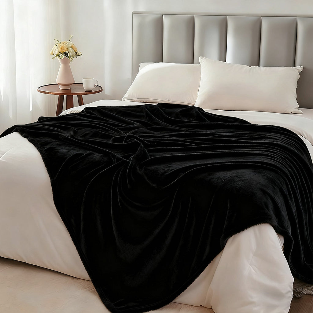 Hadi London Plain Fleece Throw Blanket – Super Soft Warm Lightweight Sofa & Bed Blanket