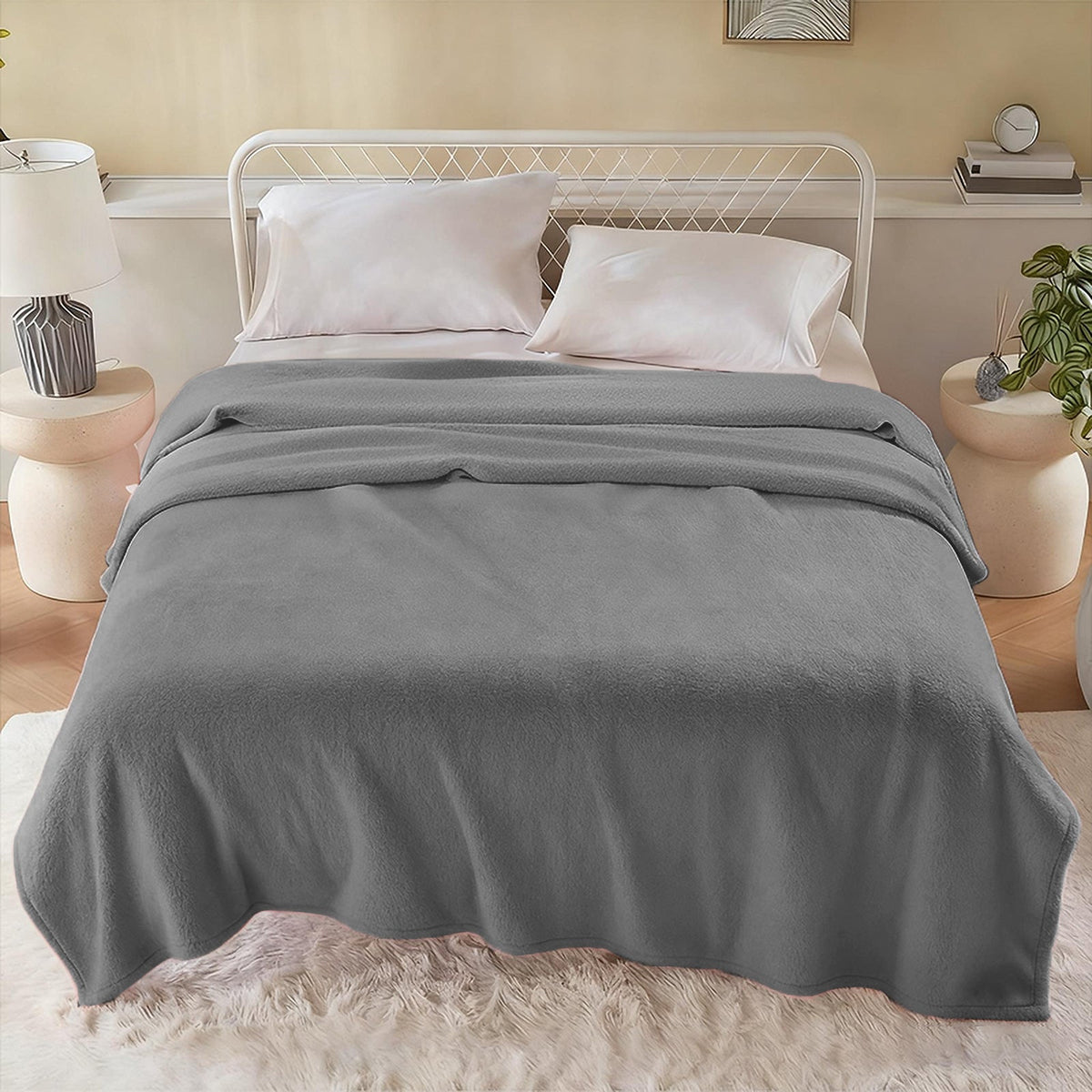 Hadi London Plain Fleece Throw Blanket – Super Soft Warm Lightweight Sofa & Bed Blanket