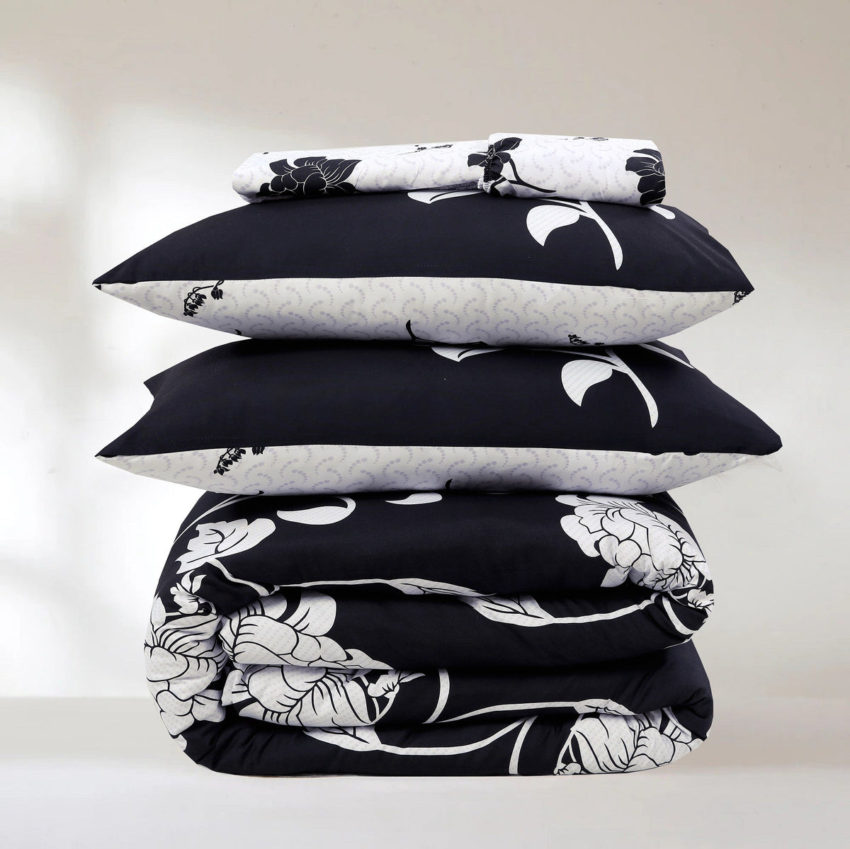 Hadi London 4 Piece Microfibre Bedding Set – Soft Duvet Cover, Fitted Sheet & Pillowcases | Single Double King Super King